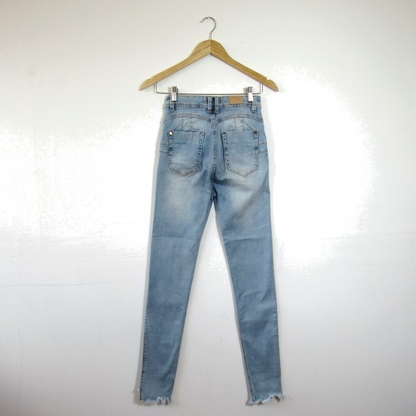 Alternative view of Calça jeans, Moda, Tamanho 34, Comprimento 104 cm