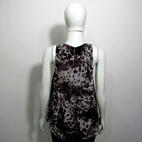 Alternative view of Regata, Vince Camuto, Tamanho P, Comprimento 62 cm