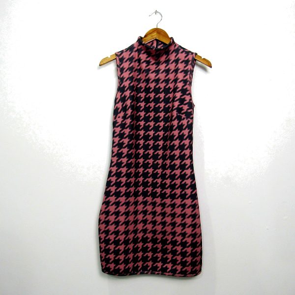 Vestido curto, Lança Perfume, Tamanho M, Comprimento 90 cm