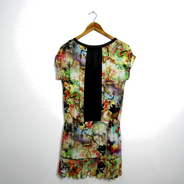 Alternative view of Vestido curto, Shoulder, Tamanho P, Comprimento 94 cm