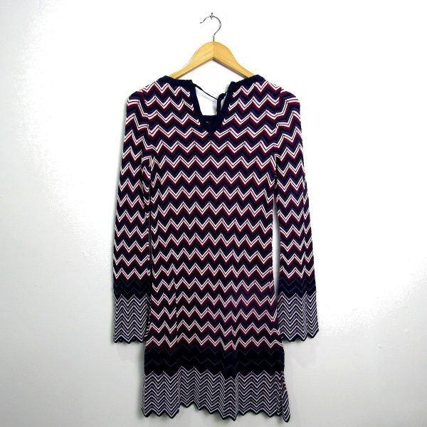 Alternative view of Vestido curto, Le Lis Blanc, Tamanho M, Comprimento 90 cm