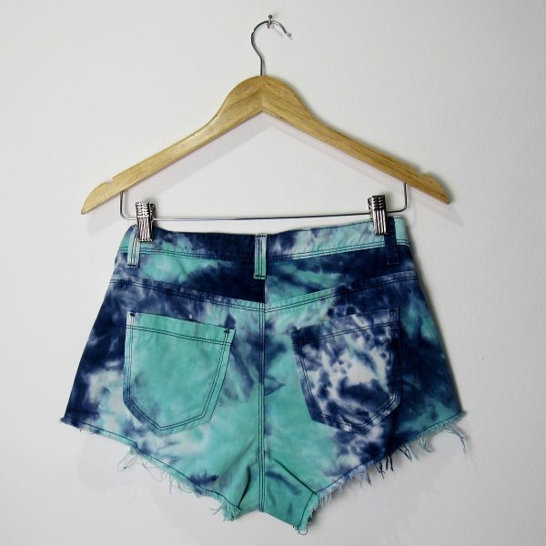 Alternative view of Shorts jeans, Forever 21, Tamanho 38, Comprimento 26 cm
