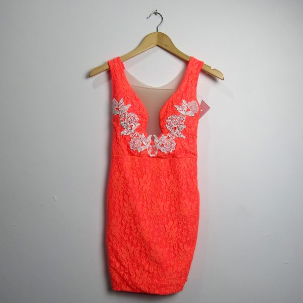 Vestido curto, Max Glamm, Tamanho P, Comprimento 82 cm
