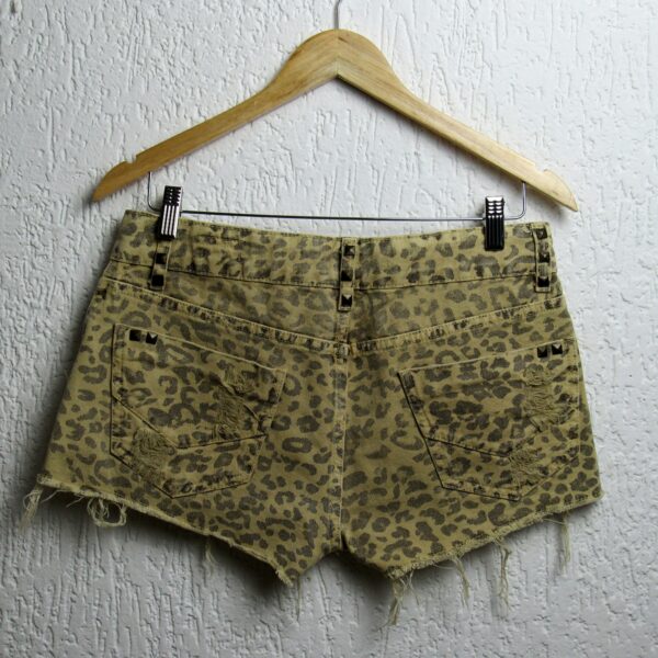 Alternative view of Shorts sarja, Bobô, Tamanho 40, Comprimento 26 cm