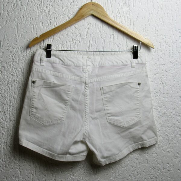 Alternative view of Shorts alfaiataria, Marfinno, Tamanho 40, Comprimento 34 cm