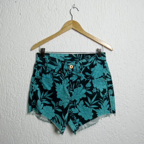 Shorts alfaiataria, Animale, Tamanho 38, Comprimento 36 cm, Usado