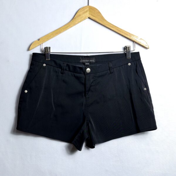 Shorts alfaiataria, Calvin Klein, Tamanho 42, Comprimento 28 cm, Usado