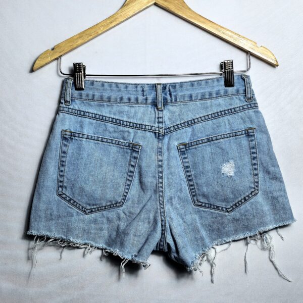 Alternative view of Shorts jeans, Forever 21, Tamanho 34, Comprimento 28 cm, Usado