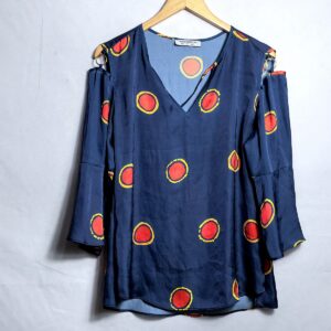 Blusa manga longa, Maria valentina, Tamanho p, Comprimento 64 cm, Usado