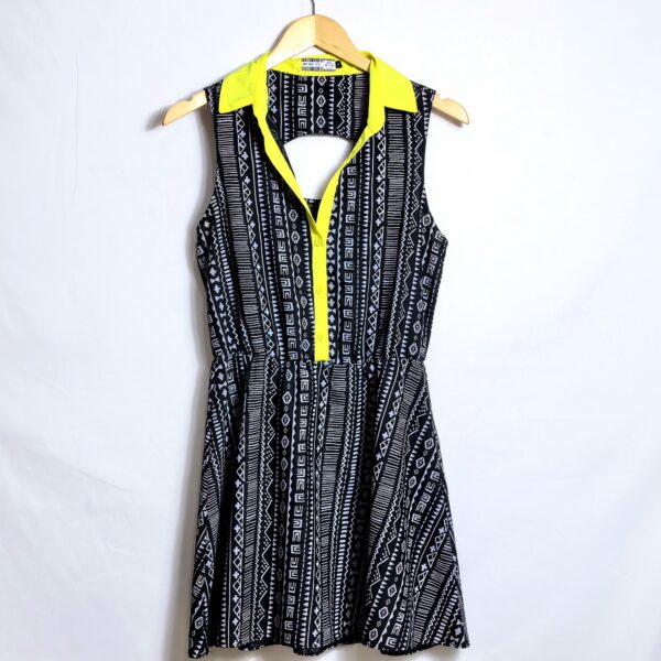 Vestido curto, Emme, Tamanho P, Comprimento 80 cm, Usado